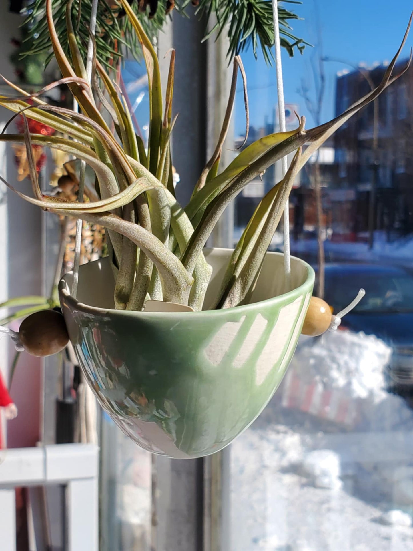 Jardinière en céramique verte et blanche