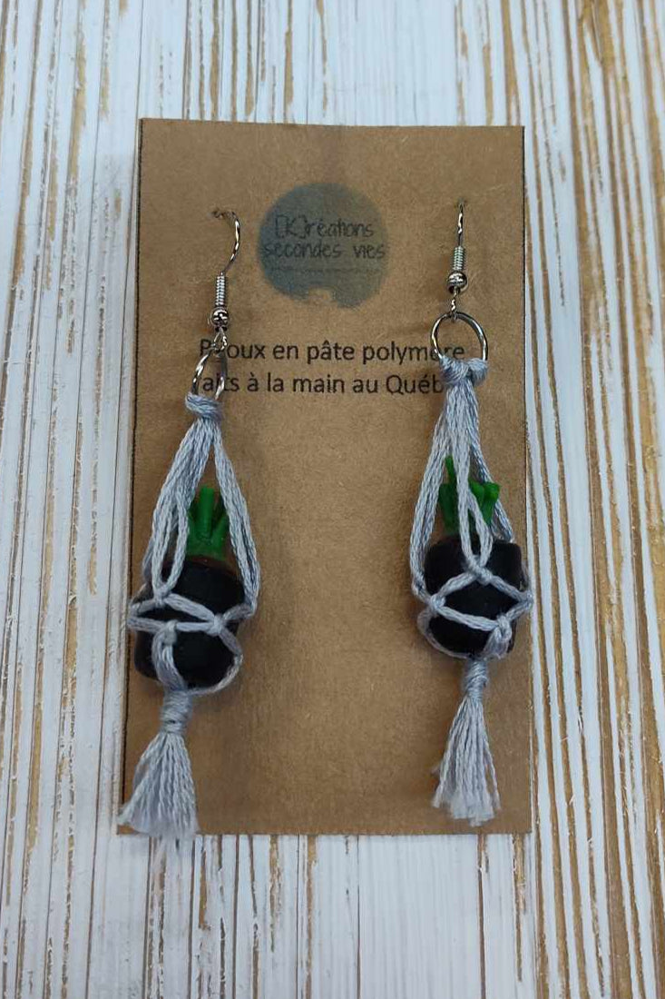 Boucles d'oreilles plante et macramé