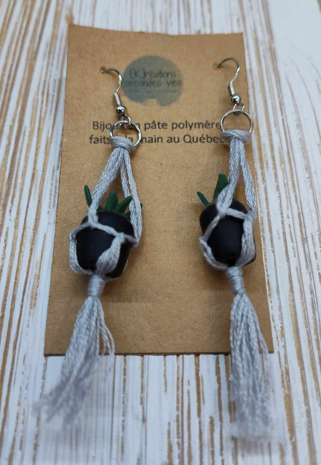 Boucles d'oreilles plante et macramé