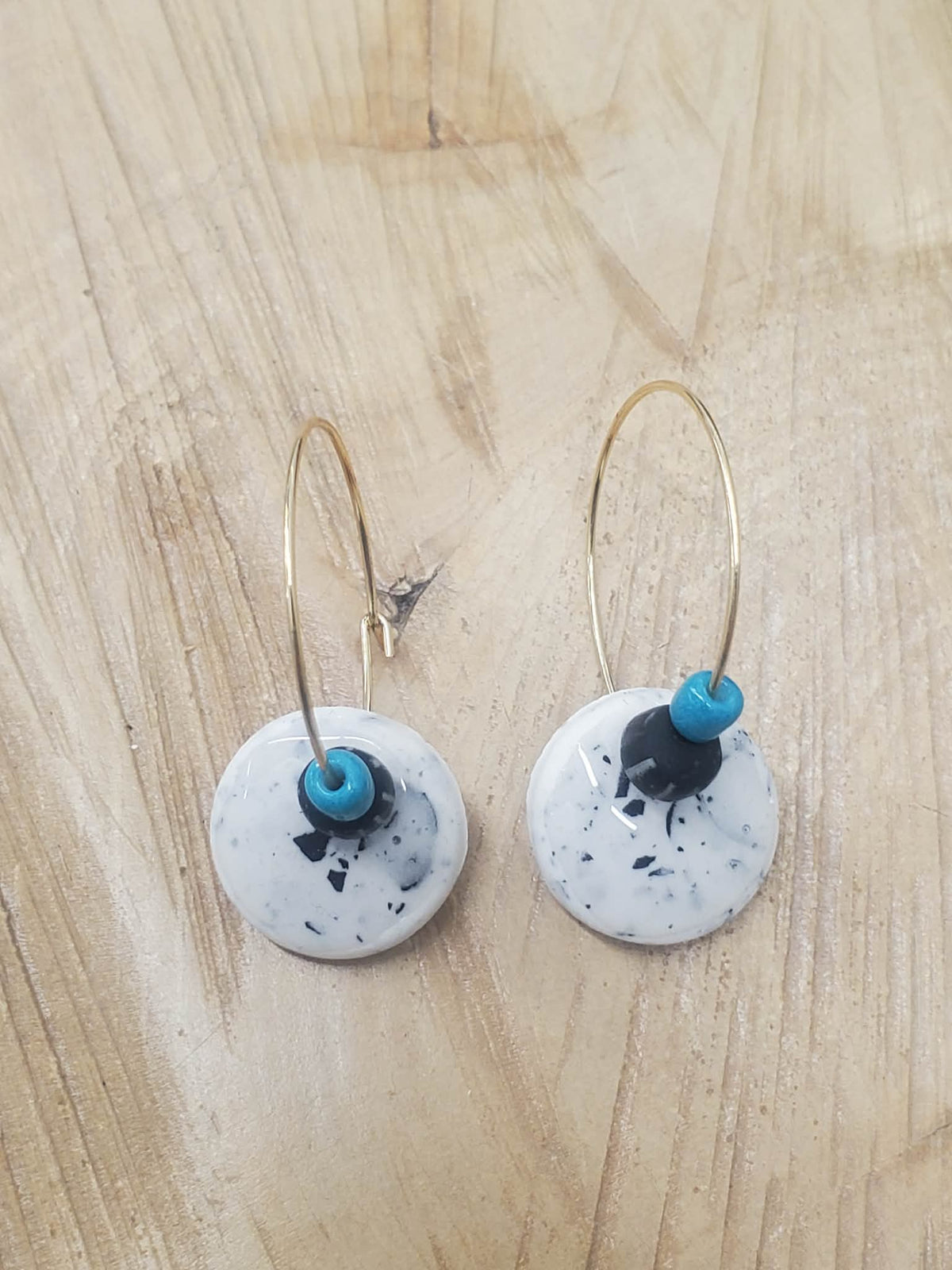 Boucles d'oreilles créoles terrazzo