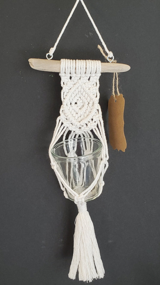 Macramé suspendu décoratif avec contenant en verre