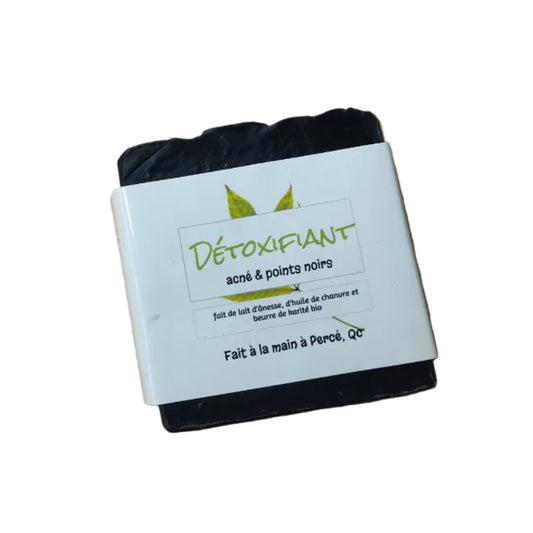 Savon détoxifiant au charbon