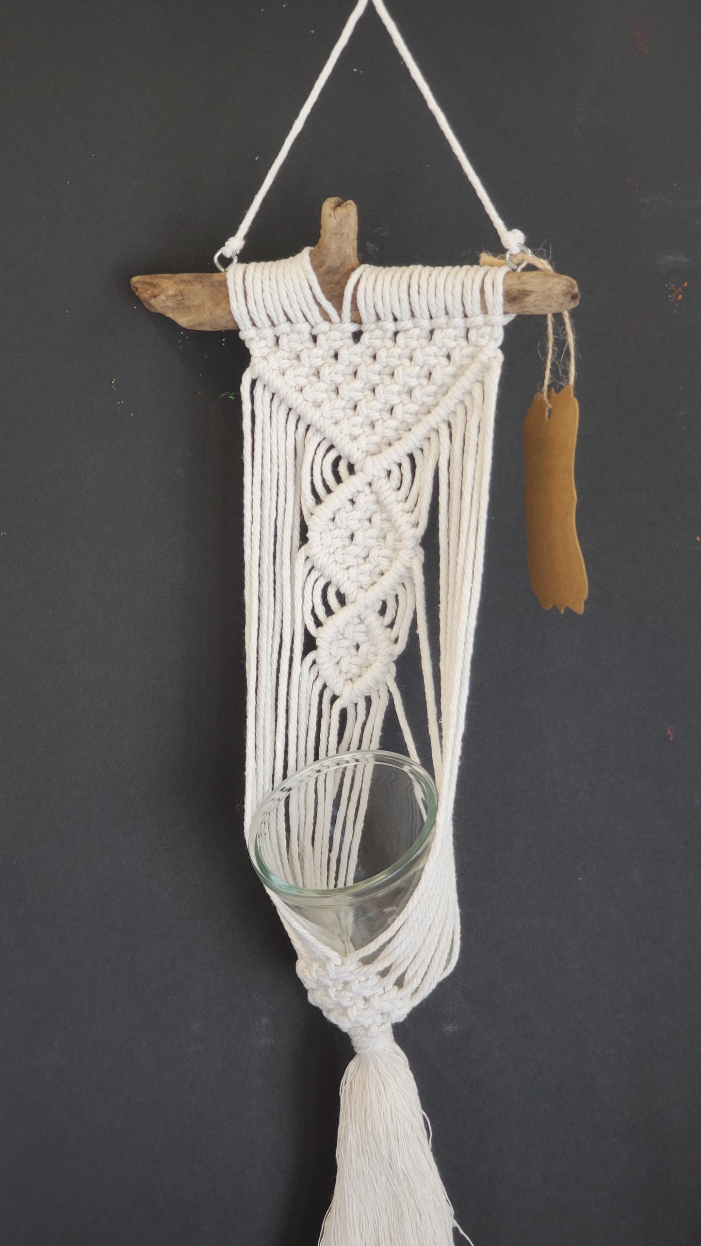 Macramé suspendu décoratif avec contenant en verre