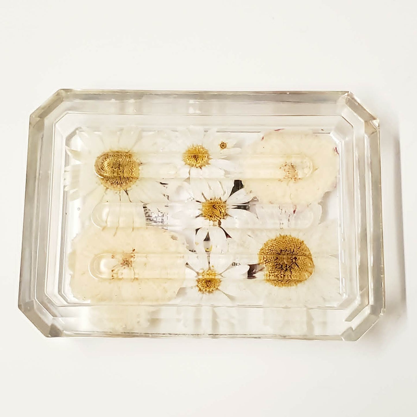 Porte-savon en résine avec fleurs séchées