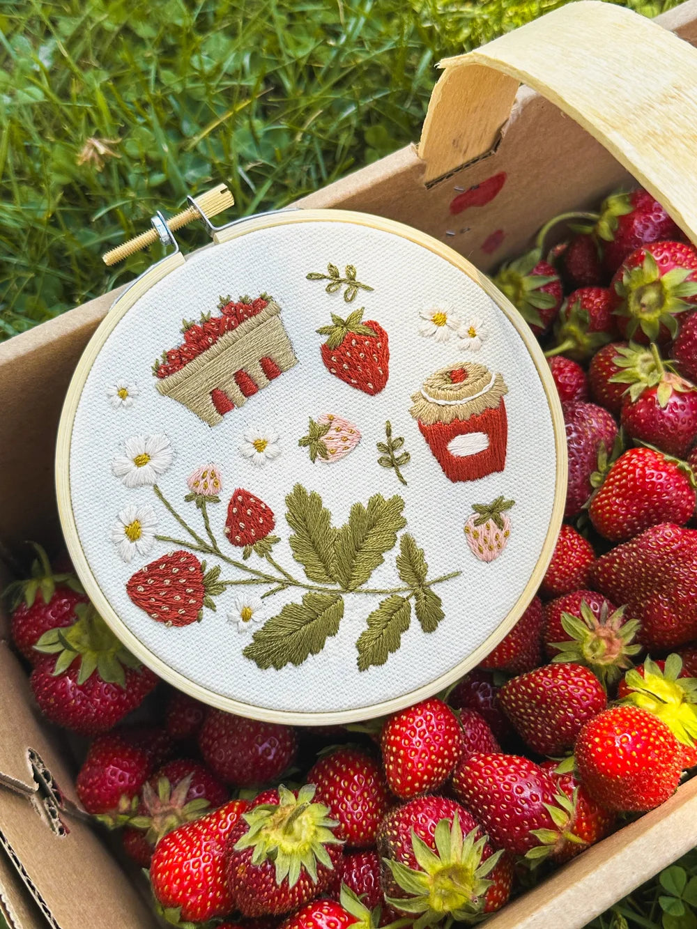 Kit de broderie - Fraises du Québec