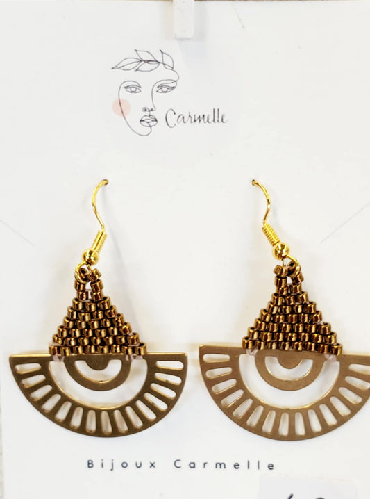 Boucles d’oreilles ethniques demi- soleil en perles de verre