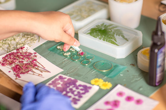 Créations en résine : attrapes-soleil & boucles d'oreilles | 9 novembre